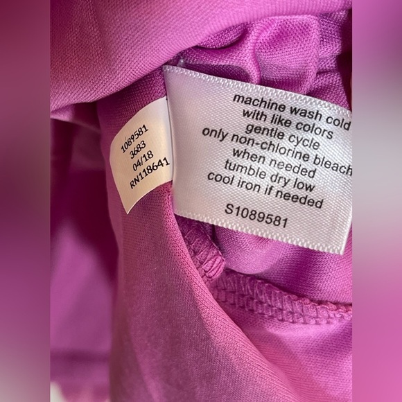 LANE BRYANT Women’s Plus Size Smocked Off The Shoulder Pleated Top Size 22/24 - Picture 8 of 11